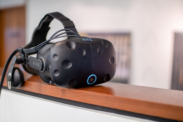 Virtual reality headsets such as the HTC Vive have been a big hit for video gamers, and the possibilities for design and engineering applications are showing promise.